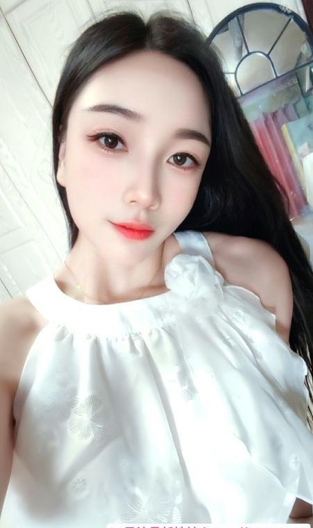 滨江小骚货心心 4