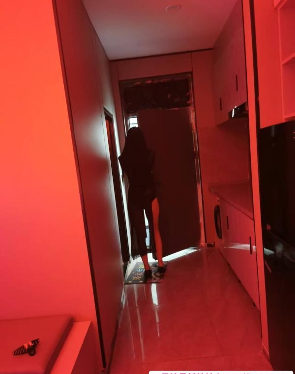 南开大奶美少妇比 4