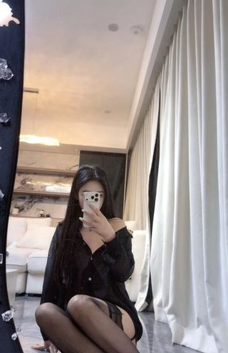 翘臀多乐老师