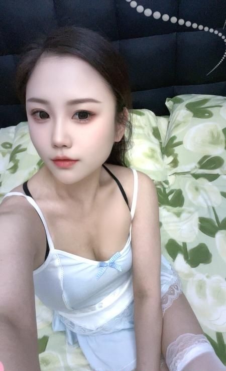 南站风骚邻家御姐 1