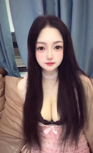 石湖性感大胸姐姐