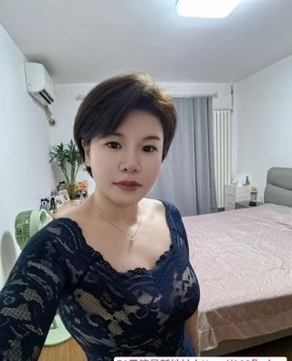 平乐园风骚韵味少妇