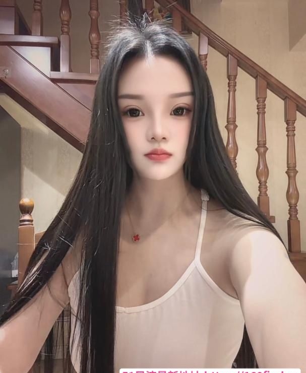 武昌大胸妹 1