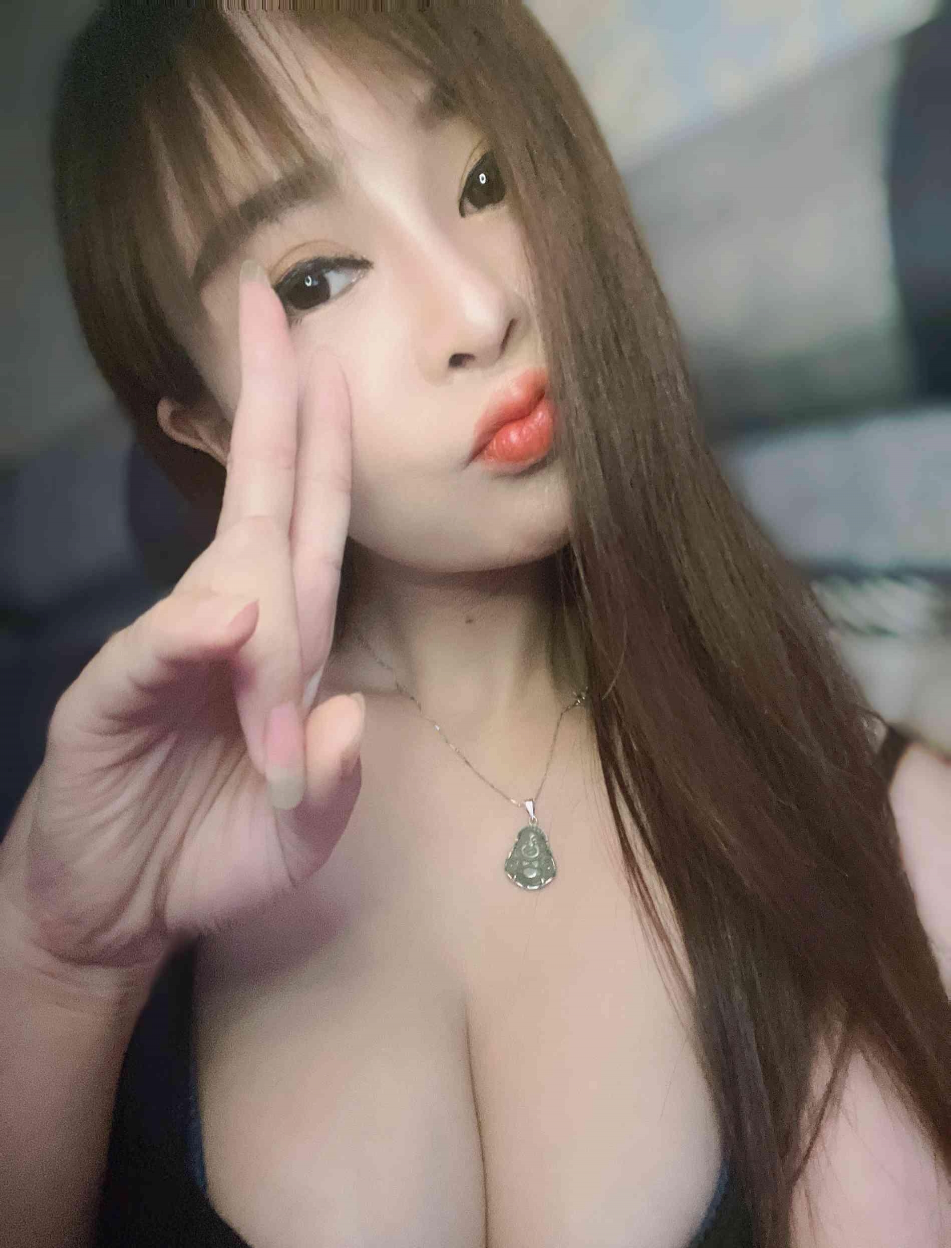 成都市 东站短发妹子 1