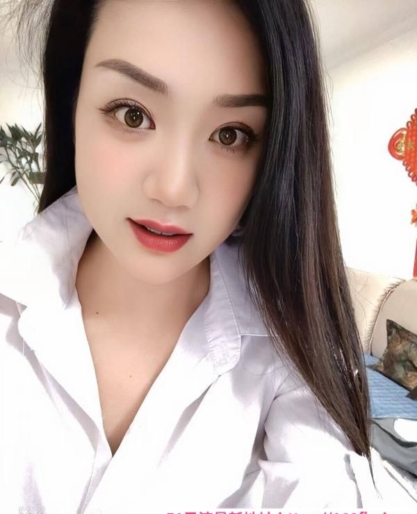 服务系少妇蛋蛋 2