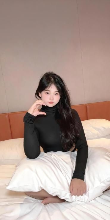 上城翘臀肉腿嫩妹 2