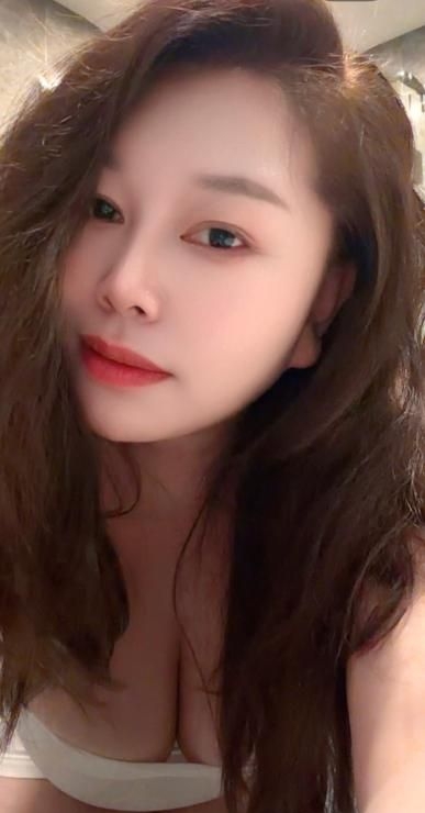 SM巨乳蜜桃臀少妇 2