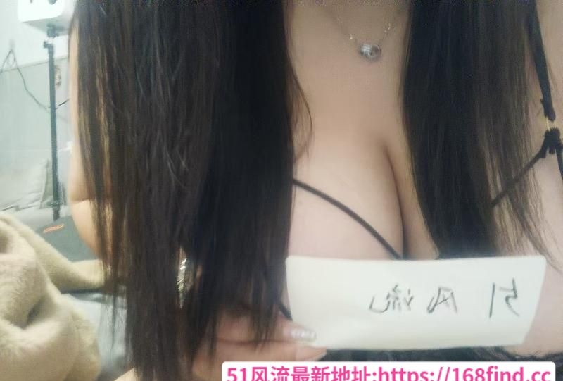 巨乳丰满小姐姐 2
