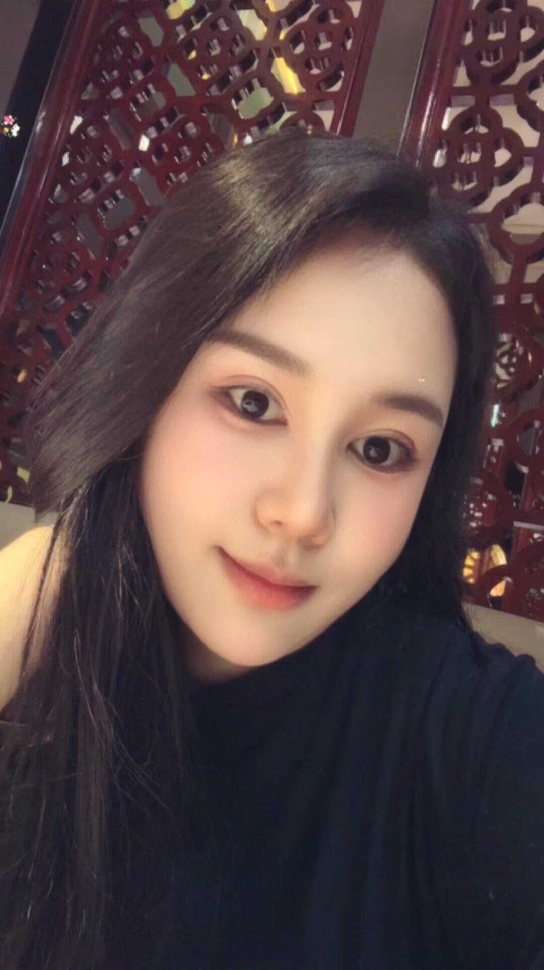 南京市 风骚大奶御姐超值莞式 2