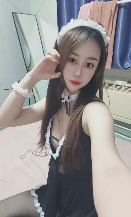 萝莉型小骚货 3