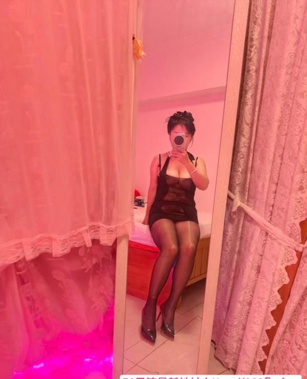 福田大奶肥臀轻熟女 3