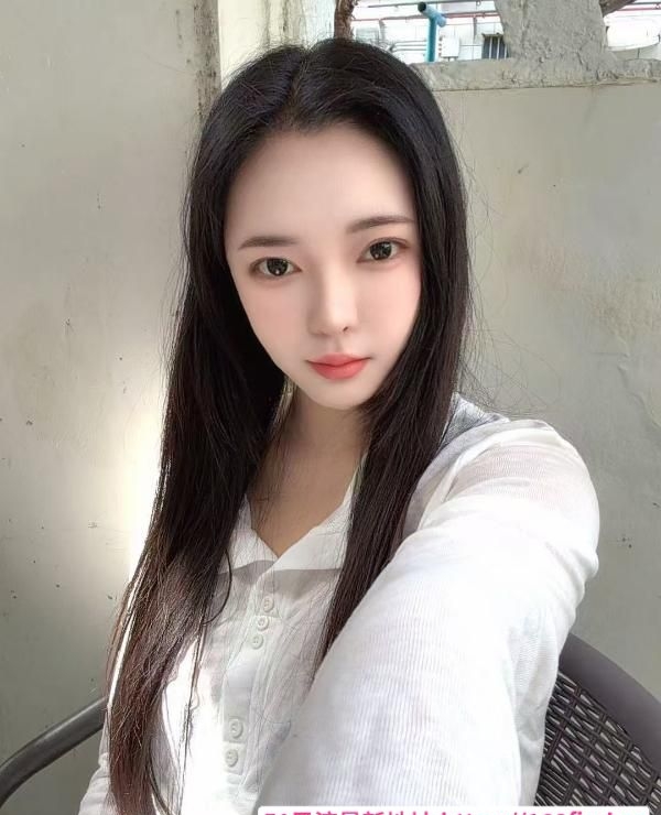 静安菲菲小美女 2