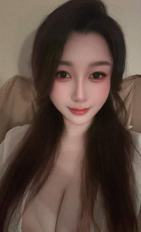 天河颜值大奶御姐何意 2