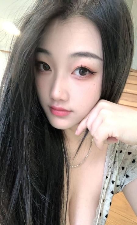大胸美女雯雯 2