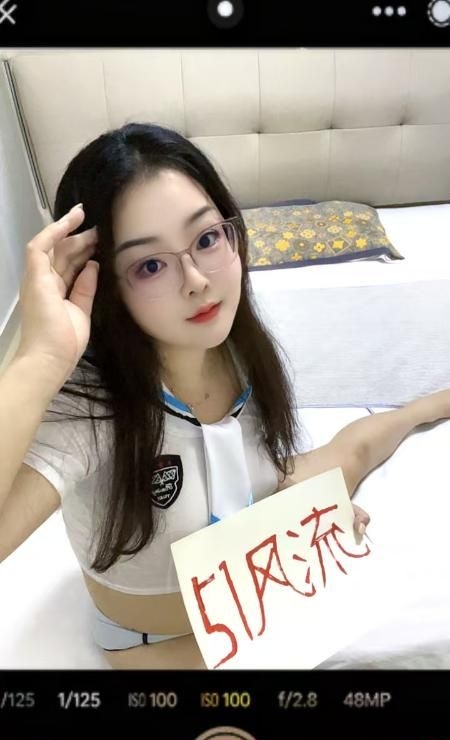 成都广东眼镜妹 4