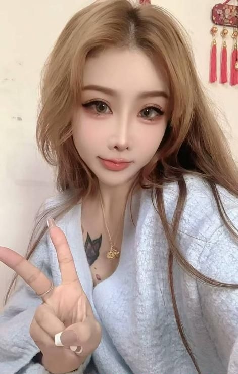 城阳爆汁纯欲少妇 1