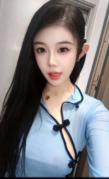 肤白粉嫩多水妹子 1