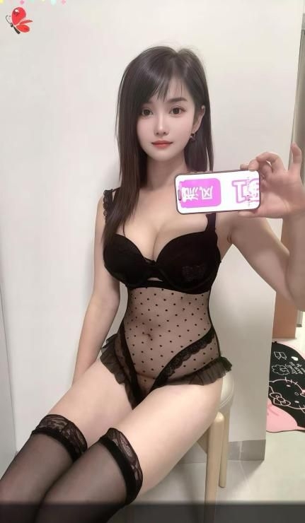 肥臀小蛮腰楚楚 1
