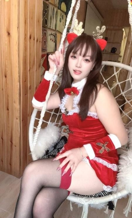 大长腿清纯美少妇 1