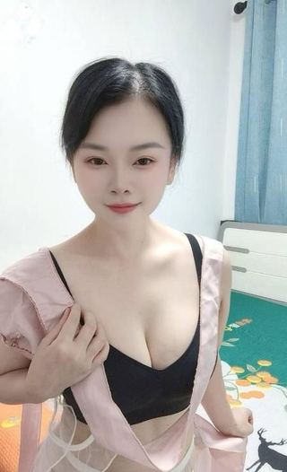 临平吃鸡少妇