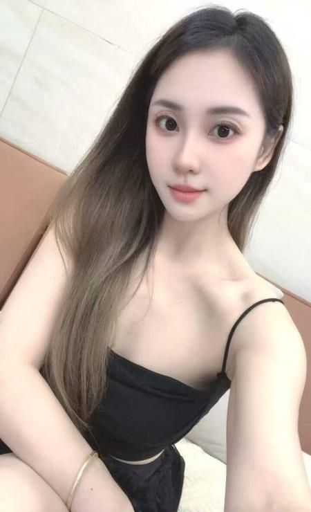 太仓风骚翘臀妹子 2