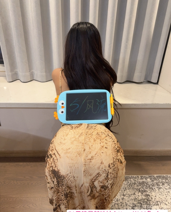 蜜桃臀爱健身的小姐姐 3