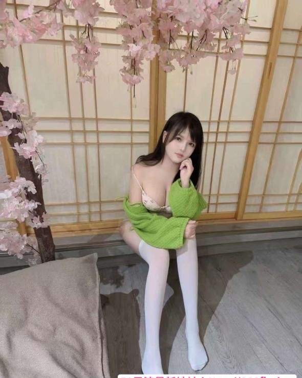 莞式毒龙少妇很配合 3