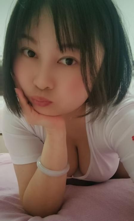 钟楼大奶燕子老师 3
