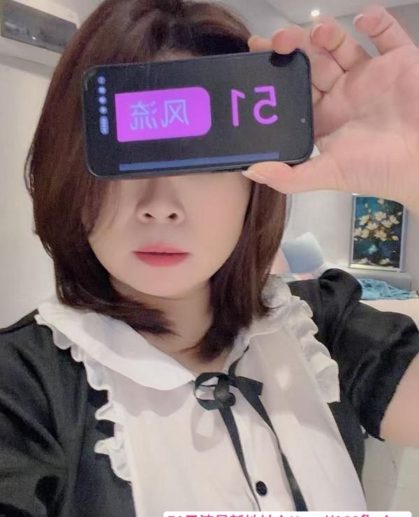 性感制服小姐姐 1