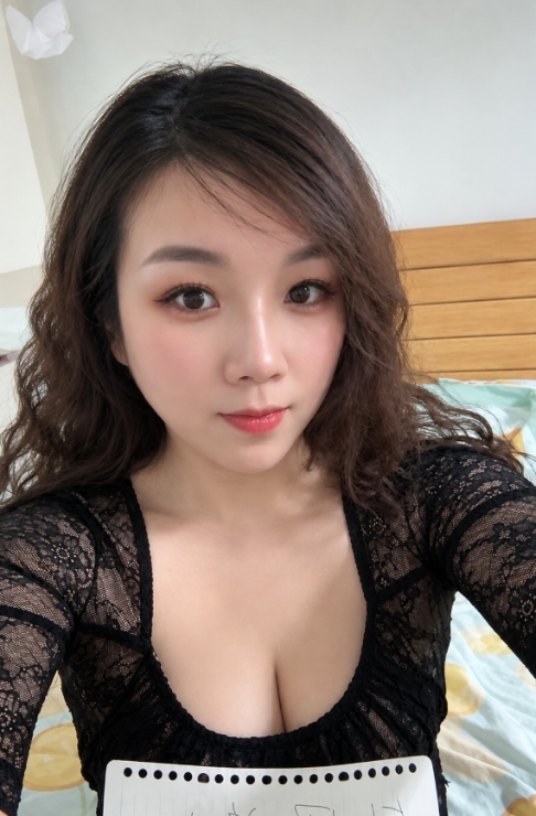 汉阳丝袜美腿老师 1
