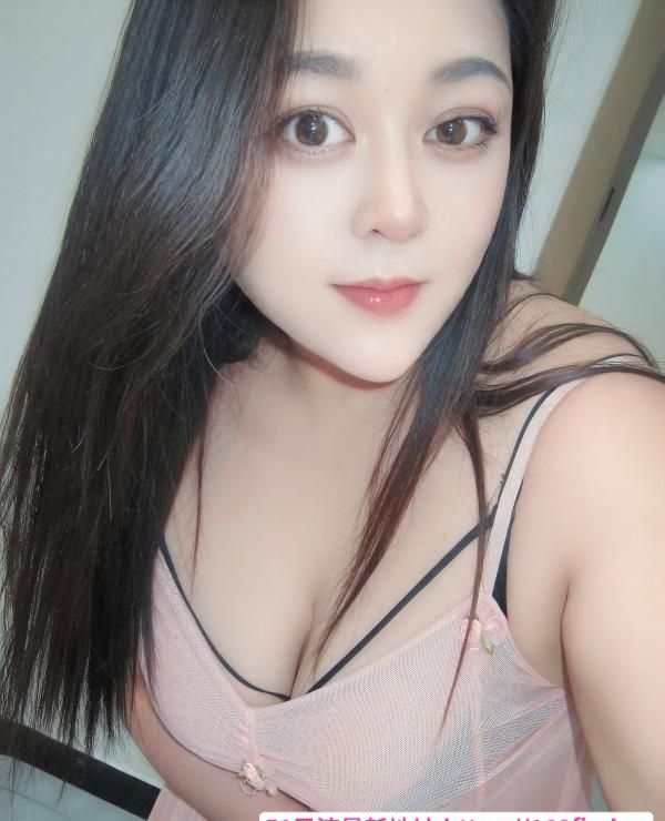 滨江肥臀大奶水多多 1