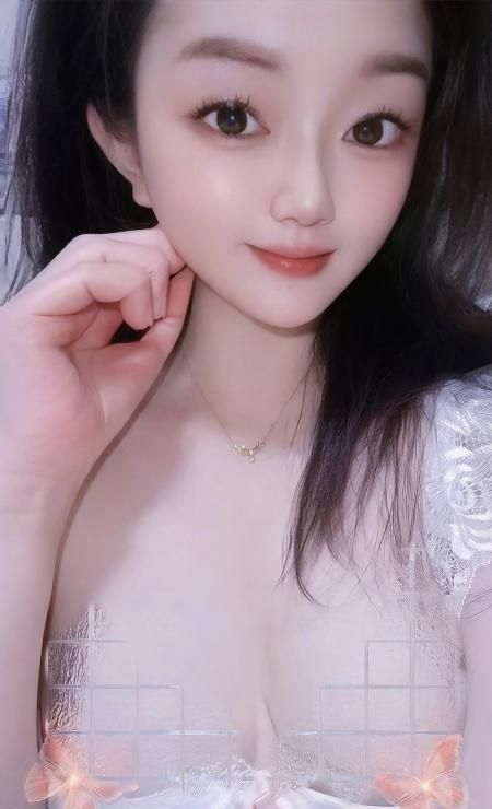 温柔大奶肉臀蓉蓉 1