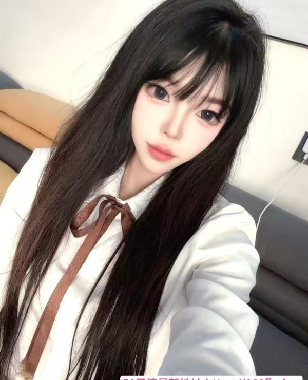 精神小妹夏夏 1