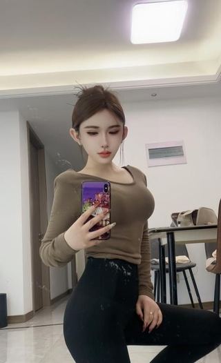 可野战的小美女