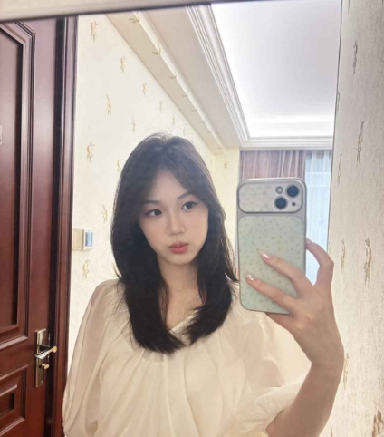 美乳少女小狐狸 1