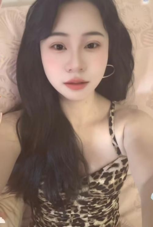 服务系大奶姐姐 3