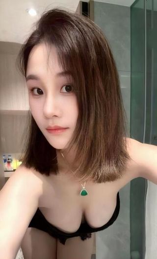 闵行翘臀大奶妹潇潇