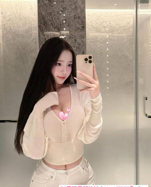 丰满女友感小仙女 2