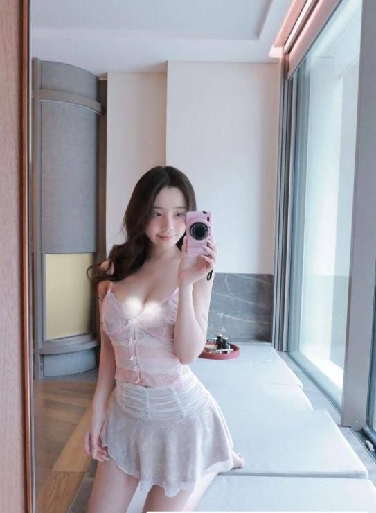 丰满女友感小仙女 3