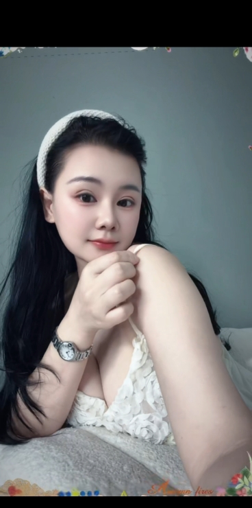 长腿大胸御姐 1