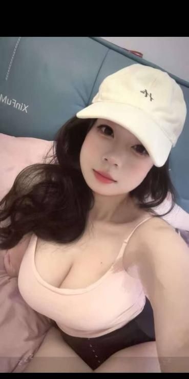 大胸性感美少女 3