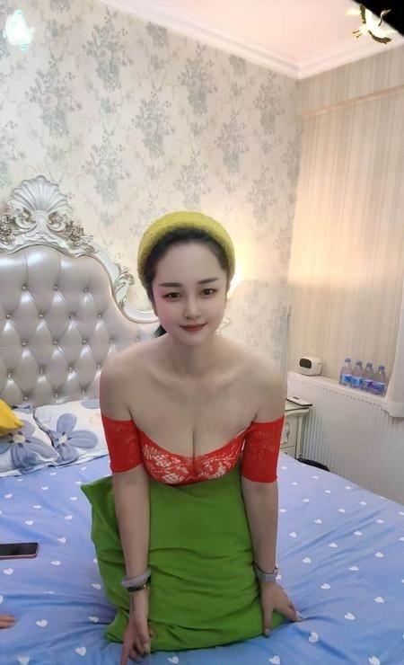 光谷骚姐乐乐 1