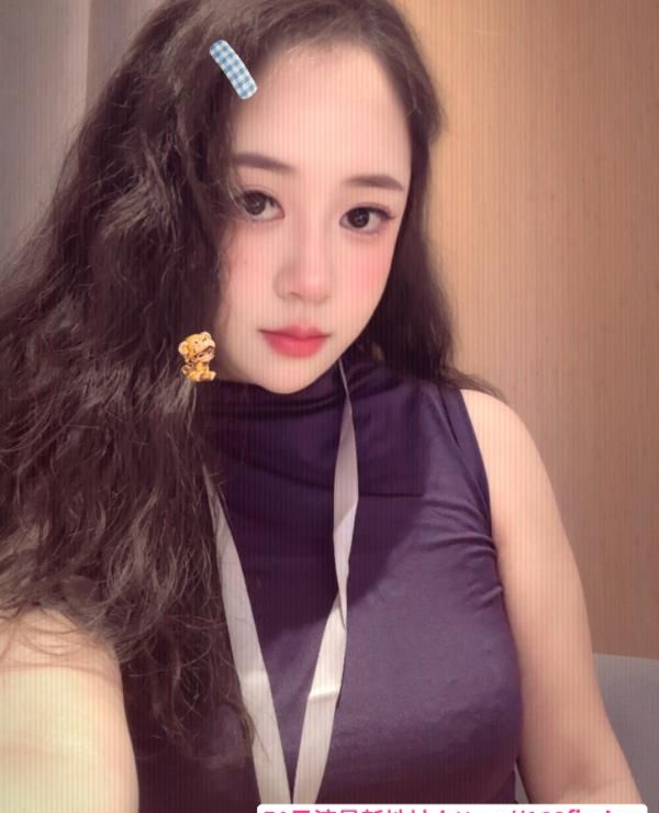 温柔甜美风骚大胸妹 1