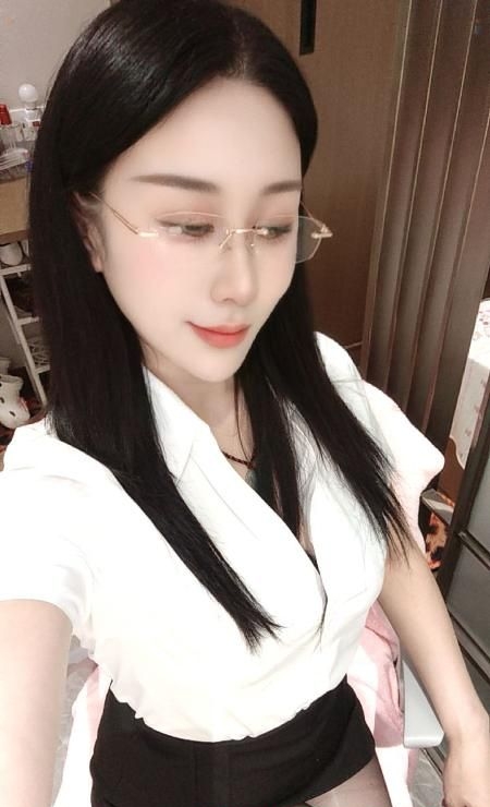 罗湖木柔女王 1