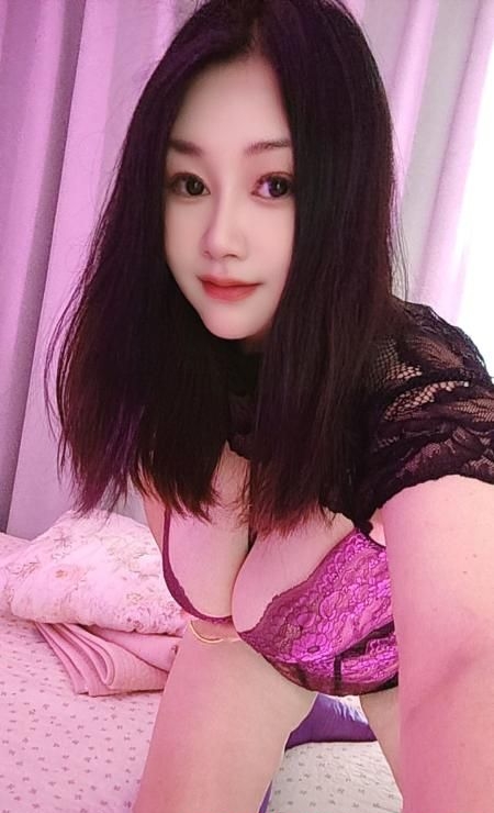 东北肥臀大胸少妇 1
