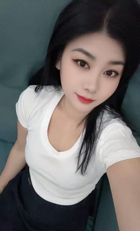 龙华大奶萌萌 3