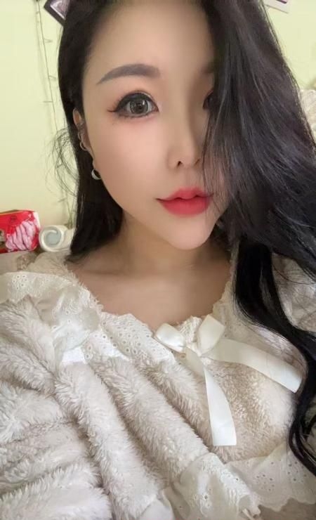 南京丰满肥臀 1