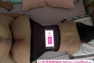 深喉一流的大奶少妇