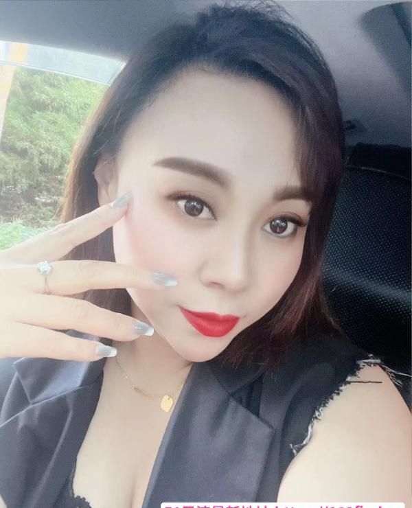 东丽肥臀骚逼浪姐 3
