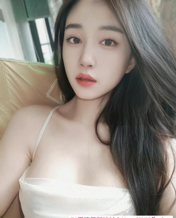 拱墅纯欲深喉御姐 3